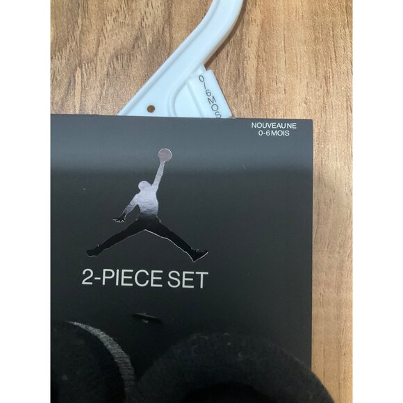 NWT Jordan Baby Boy Romper & Booties Set Gray, Black & White - 0-6 Months - Picture 7 of 7